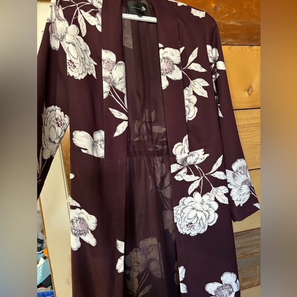 Long burgundy blazer. - Picture 1 of 3